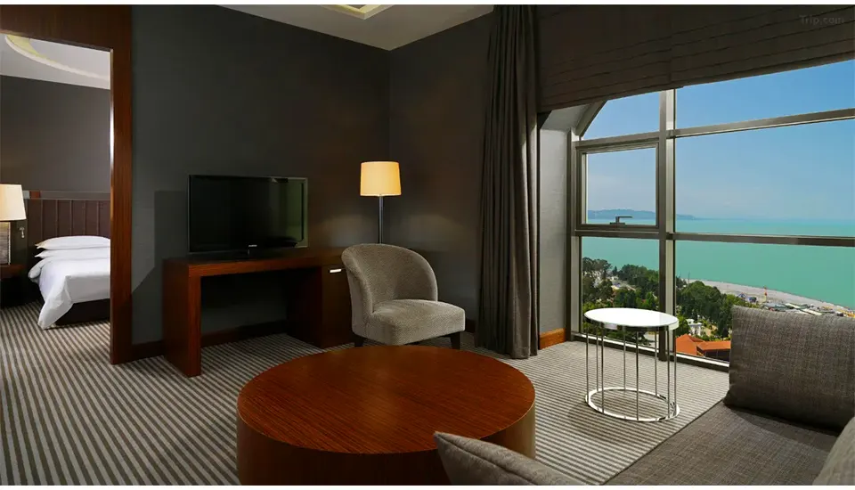 هتل شرایتون باتومی